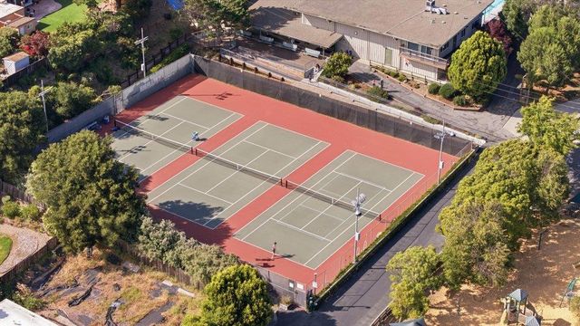 2203 Allegheny Way, San Mateo, CA 94402