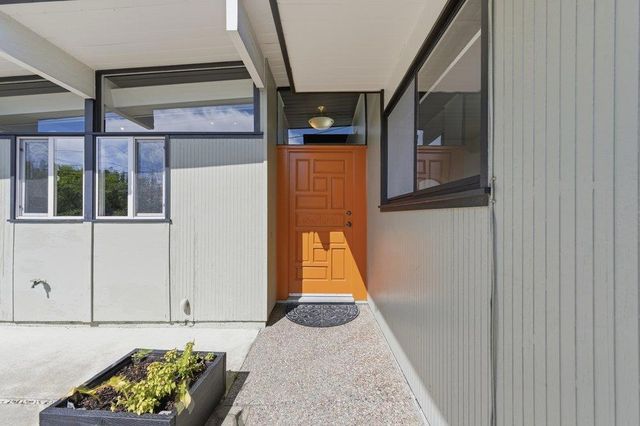 2203 Allegheny Way, San Mateo, CA 94402