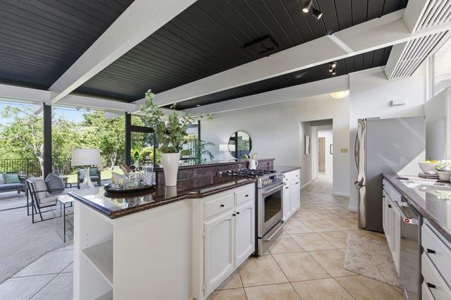 2203 Allegheny Way, San Mateo, CA 94402