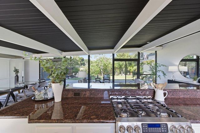 2203 Allegheny Way, San Mateo, CA 94402
