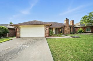 1513 WAR BIRD Drive, Norman, OK 73071