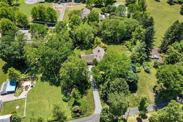 5865 Limeport PIKE, Upper Saucon Twp, PA 18036