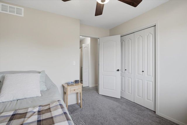 5374 N Rock Spring St, Bel Aire, KS 67226