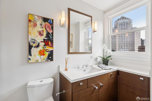 1100 Sacramento Street 302, San Francisco, CA 94108