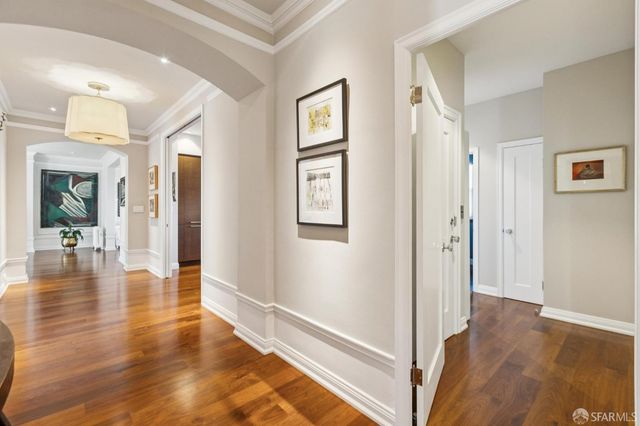 1100 Sacramento Street 302, San Francisco, CA 94108