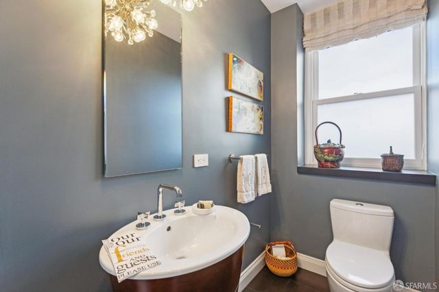 1100 Sacramento Street 302, San Francisco, CA 94108