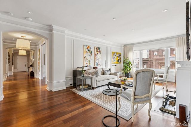 1100 Sacramento Street 302, San Francisco, CA 94108