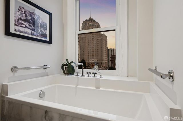 1100 Sacramento Street 302, San Francisco, CA 94108