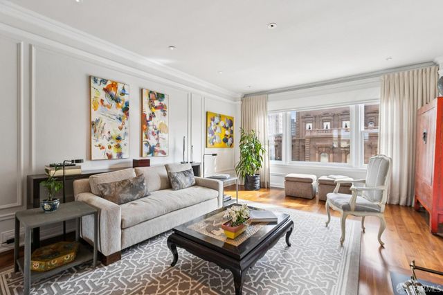 1100 Sacramento Street 302, San Francisco, CA 94108