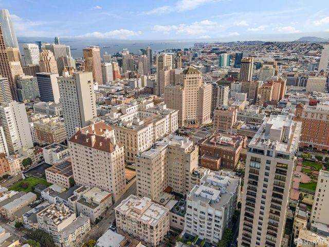 1100 Sacramento Street 302, San Francisco, CA 94108