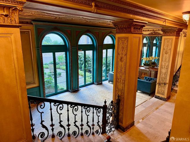 1100 Sacramento Street 302, San Francisco, CA 94108