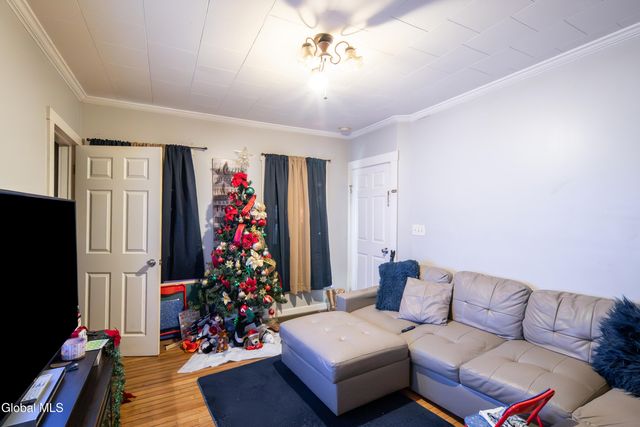 27 Lansing Street, Cohoes, NY 12047