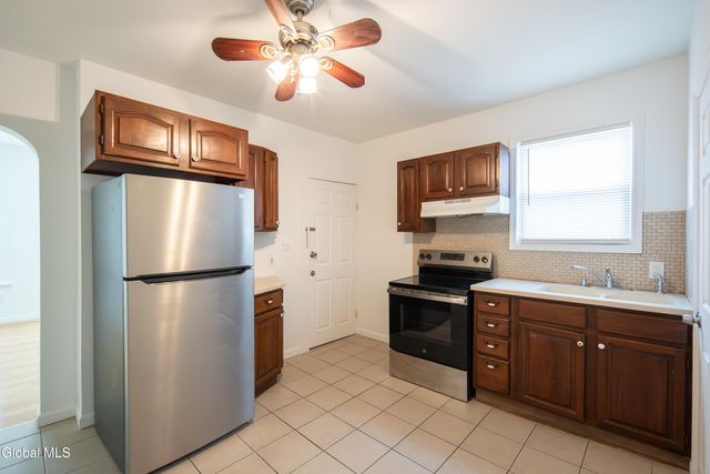 27 Lansing Street, Cohoes, NY 12047