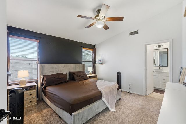 8711 E NIDO Avenue, Mesa, AZ 85209