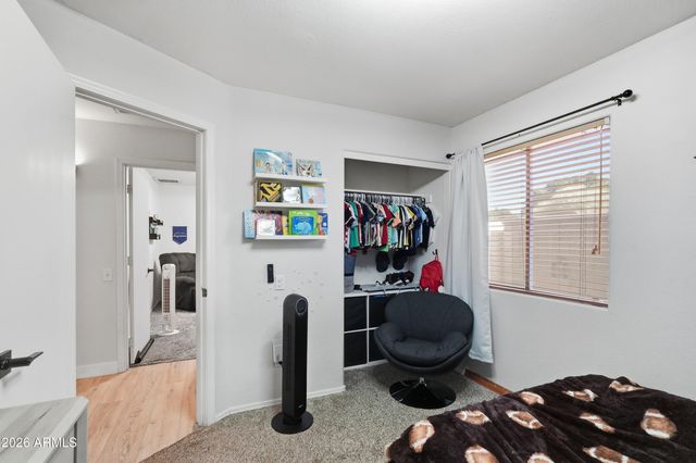 8711 E NIDO Avenue, Mesa, AZ 85209