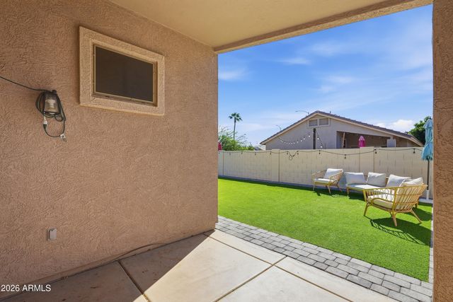 8711 E NIDO Avenue, Mesa, AZ 85209