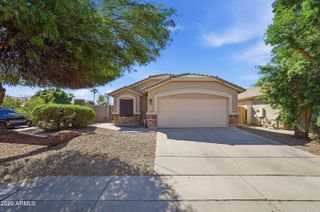 8711 E NIDO Avenue, Mesa, AZ 85209