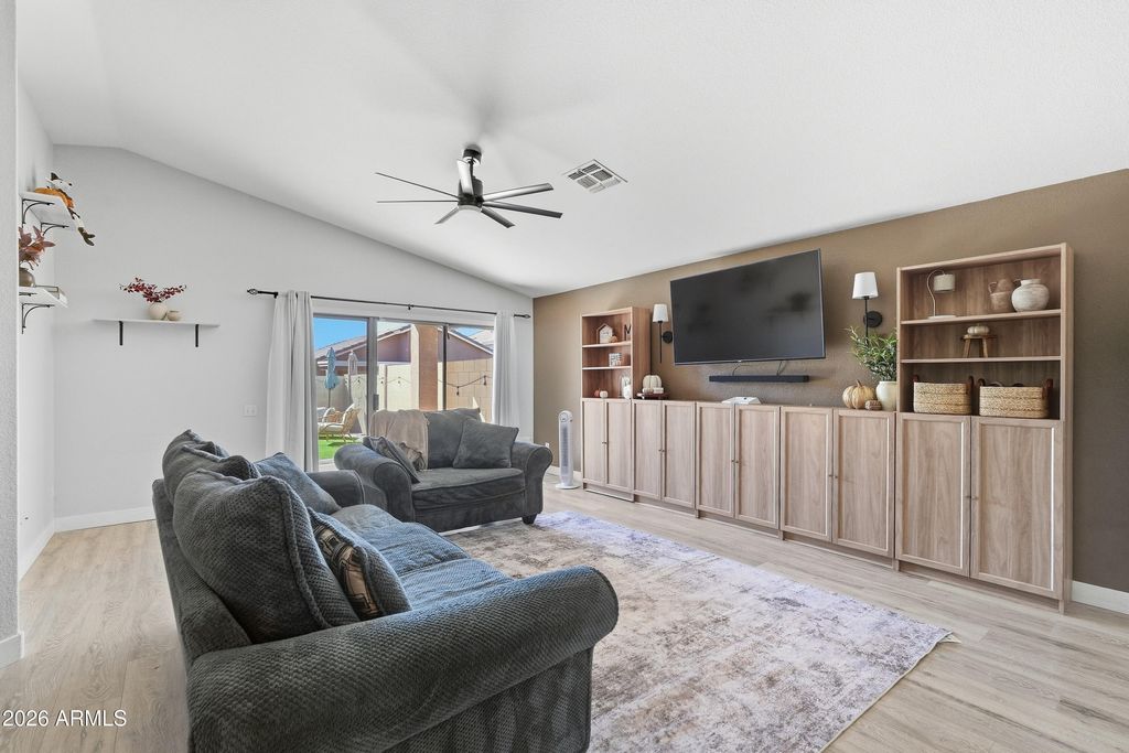 8711 E NIDO Avenue, Mesa, AZ 85209 — photo 4