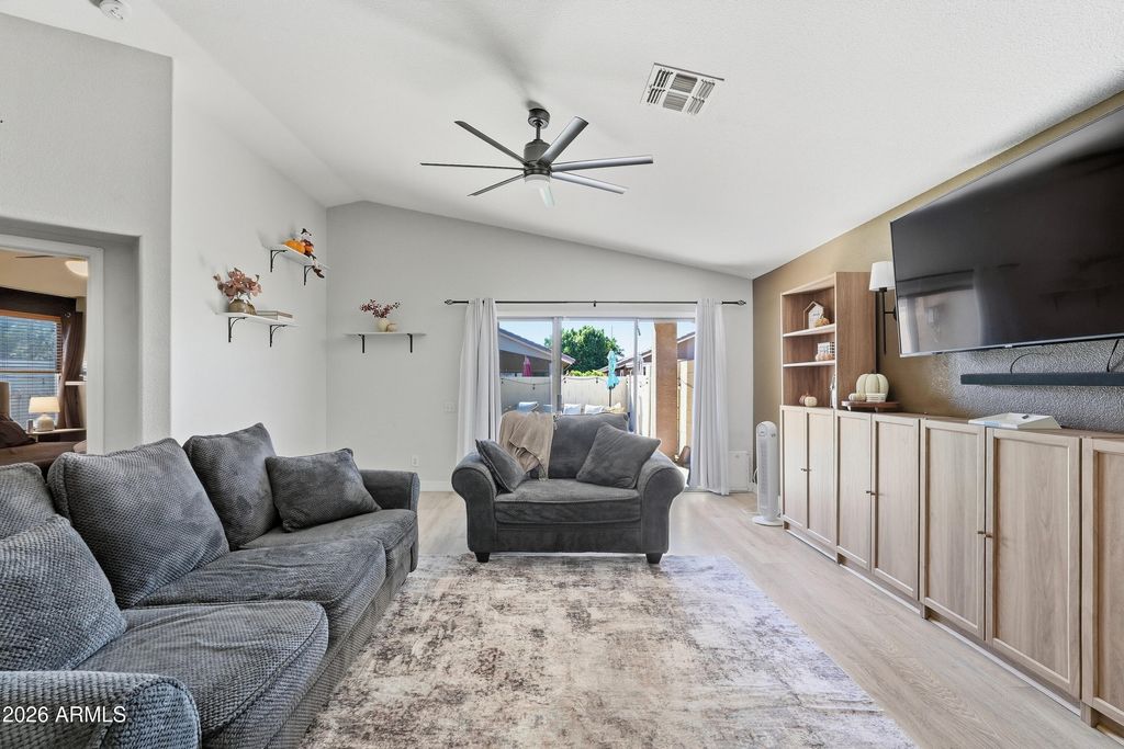8711 E NIDO Avenue, Mesa, AZ 85209 — photo 5