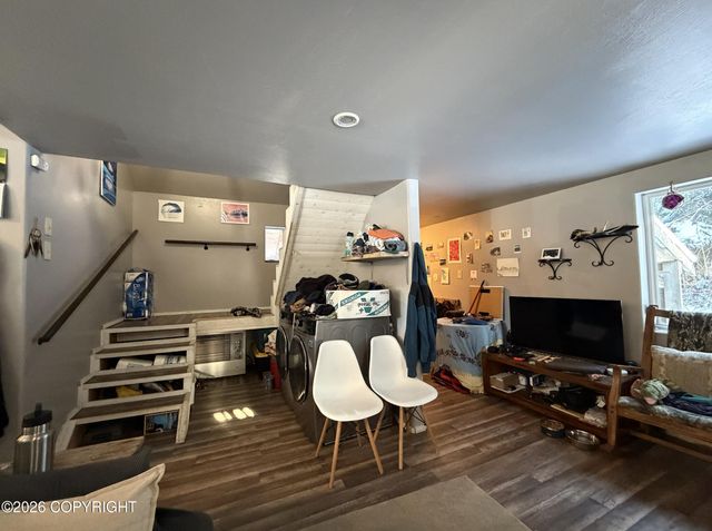 13714 Leslie Place, Seward, AK 99664