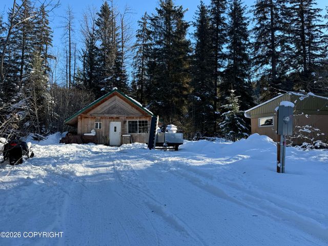 13714 Leslie Place, Seward, AK 99664