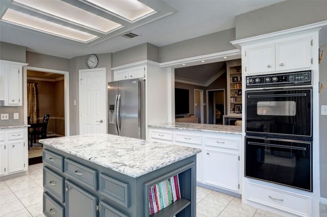 2218 Ridgecrest Trail, Carrollton, TX 75007