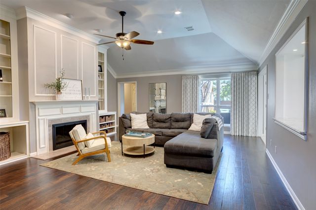 2218 Ridgecrest Trail, Carrollton, TX 75007