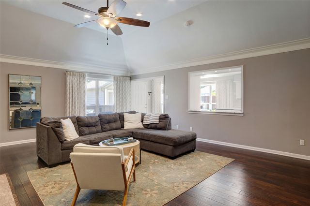 2218 Ridgecrest Trail, Carrollton, TX 75007