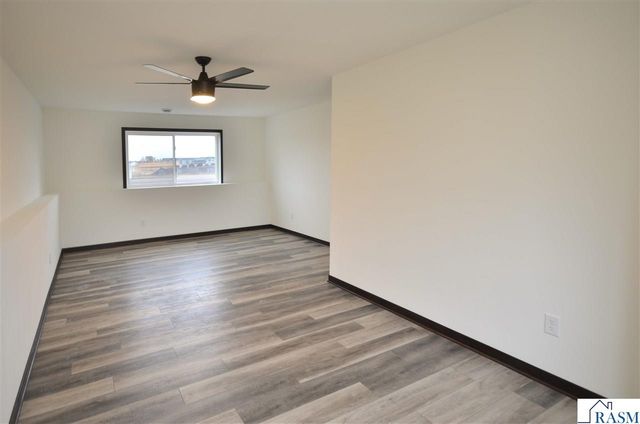 2105 Lunden Street, St. Peter, MN 56082