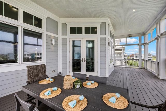 3835 Seabreeze Lane, Galveston, TX 77554