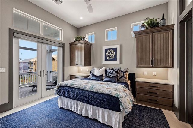 3835 Seabreeze Lane, Galveston, TX 77554