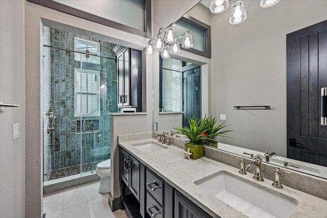3835 Seabreeze Lane, Galveston, TX 77554