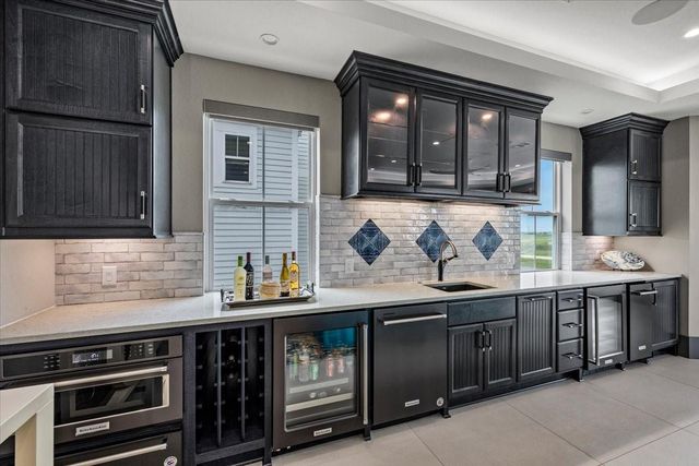 3835 Seabreeze Lane, Galveston, TX 77554