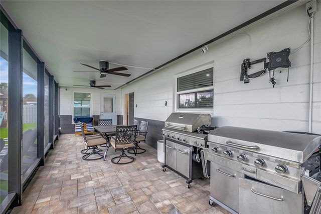 242 176TH AVENUE E, Redington Shores, FL 33708
