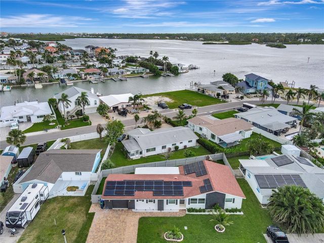 242 176TH AVENUE E, Redington Shores, FL 33708