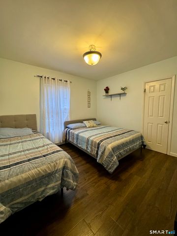 38 Wooster Heights, Danbury, CT 06810