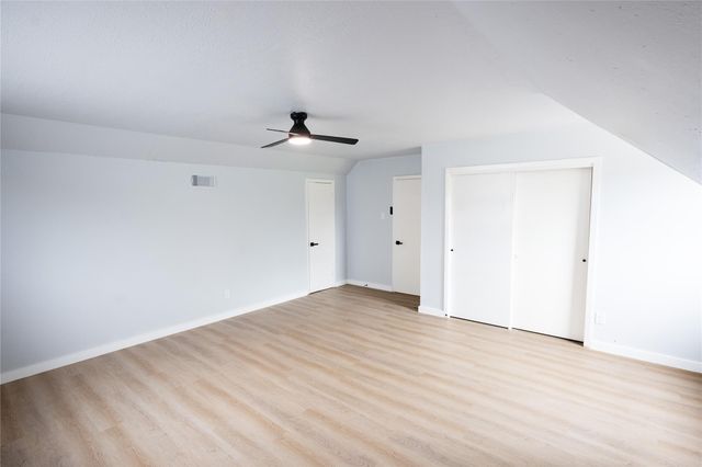 5515 Greylog Drive, Houston, TX 77048