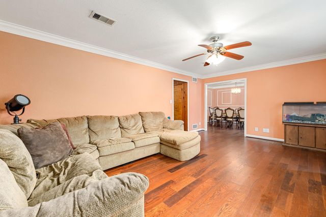 476 Fm 1010 Road, Cleveland, TX 77327