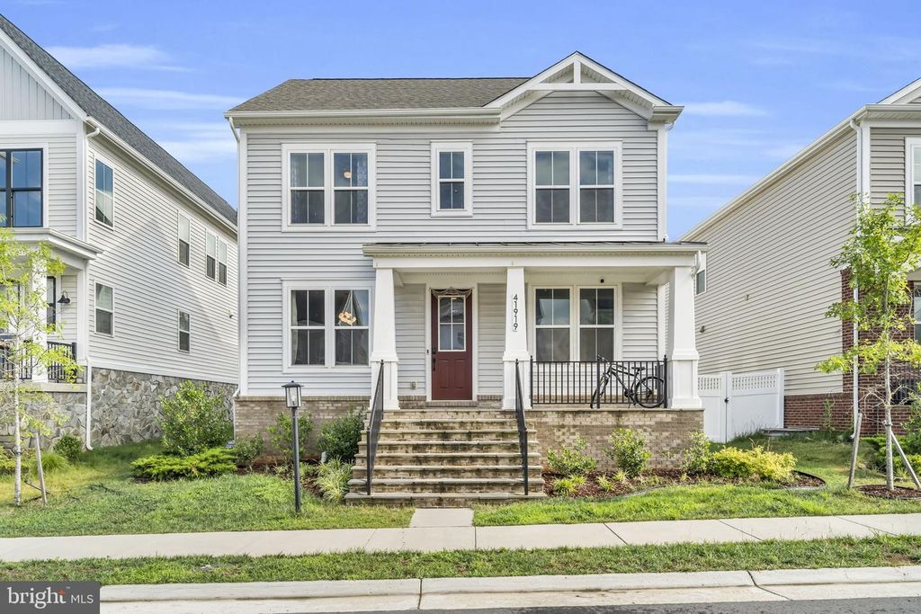 41919 SPRING AIR DR, Brambleton, VA 20148