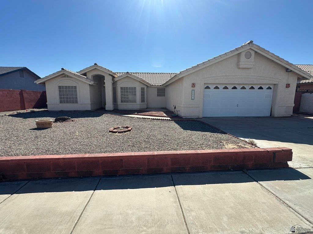 11595 S Prescott Ave, Yuma, AZ 85365