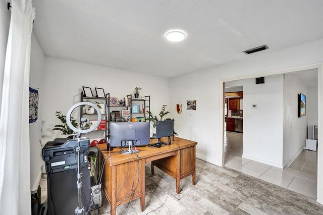 7381 SW 6th Court, Plantation, FL 33317