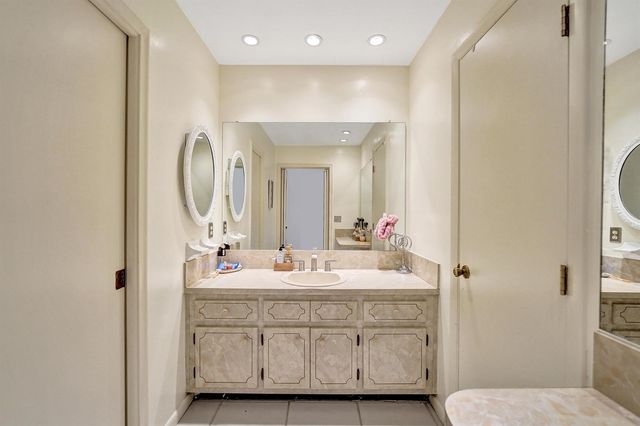 7381 SW 6th Court, Plantation, FL 33317