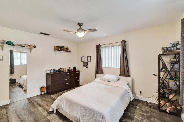 7381 SW 6th Court, Plantation, FL 33317