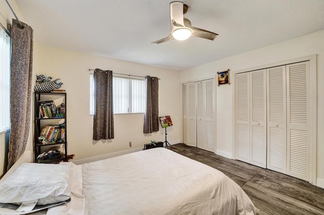 7381 SW 6th Court, Plantation, FL 33317