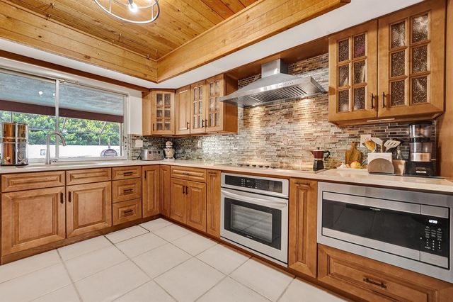 7381 SW 6th Court, Plantation, FL 33317