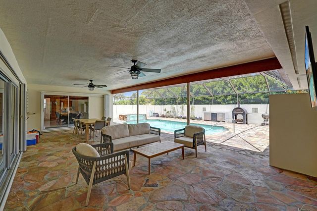 7381 SW 6th Court, Plantation, FL 33317