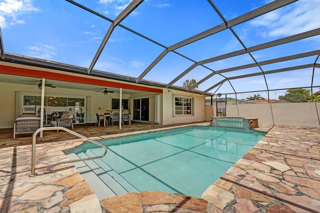 7381 SW 6th Court, Plantation, FL 33317
