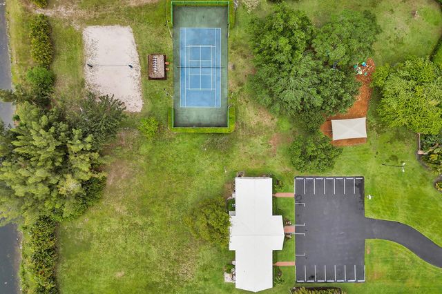 7381 SW 6th Court, Plantation, FL 33317
