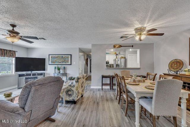 6371 Shawnee Street, Kiln, MS 39556