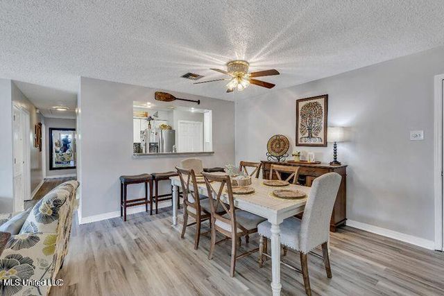 6371 Shawnee Street, Kiln, MS 39556